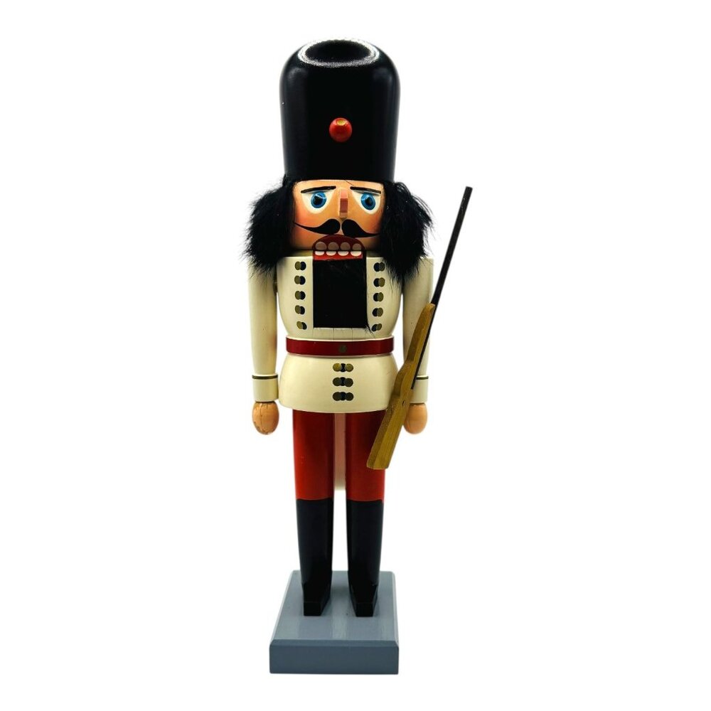 Vtg Freiberger Raum Und Tafelschmuck Erzgebirge German Nutcracker Soldier /Rifle